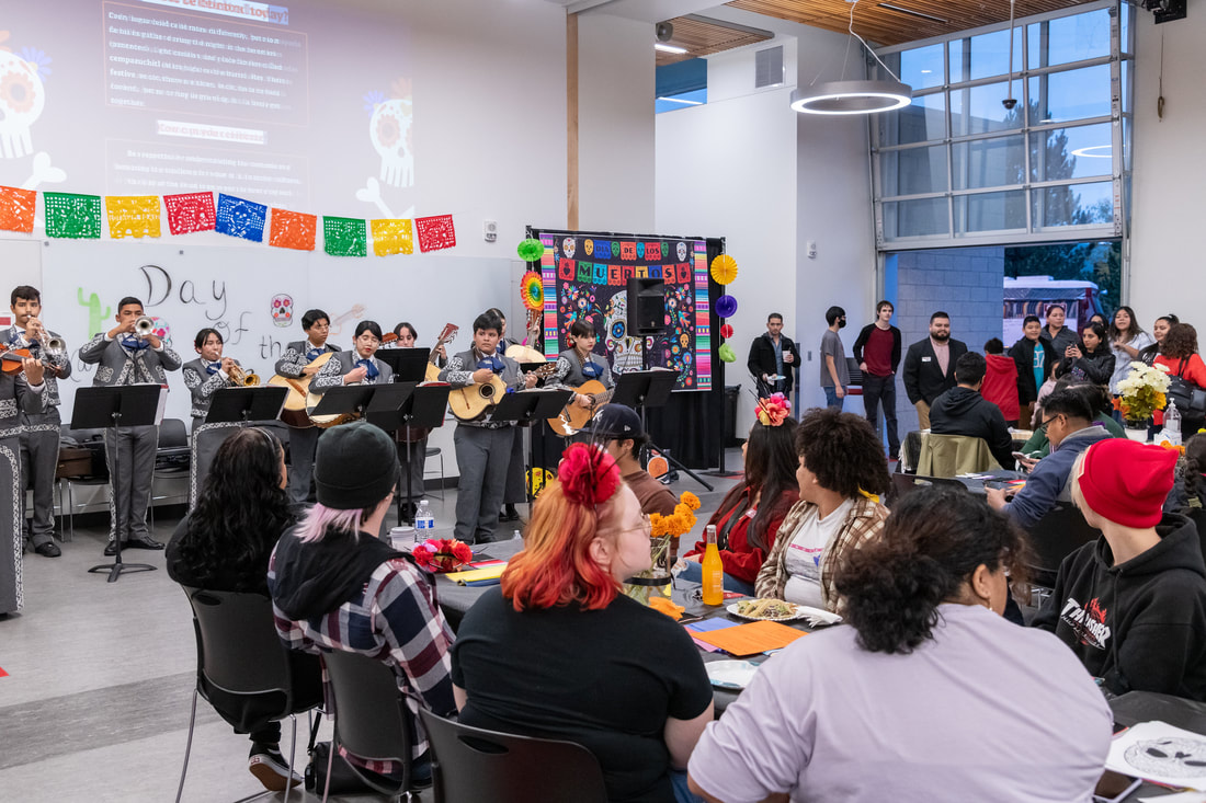 2022 Día de los Photo of students and community members participating in Muertos Celebration at WSU Tri-Cities in 2022.
