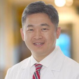 Head shot of Dr. Xing